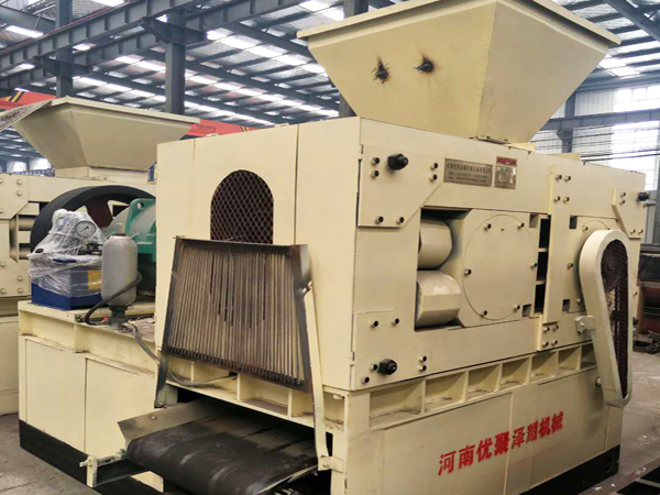 �F������C(j��)